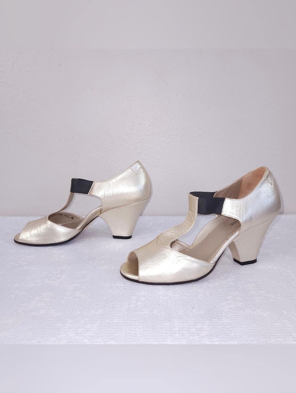 TARYN ROSE Peep-Toe T-Strap Pumps Metallic Gold Heels